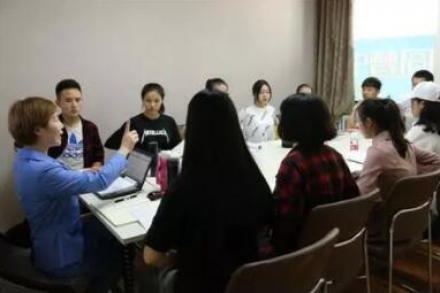 播音体验班课程表